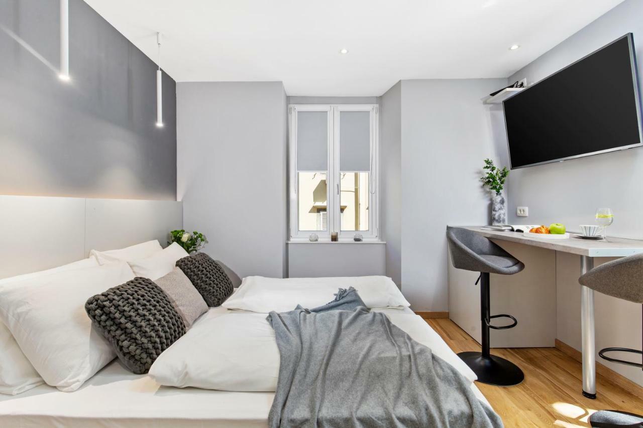 Incenter Apartments リエカ エクステリア 写真