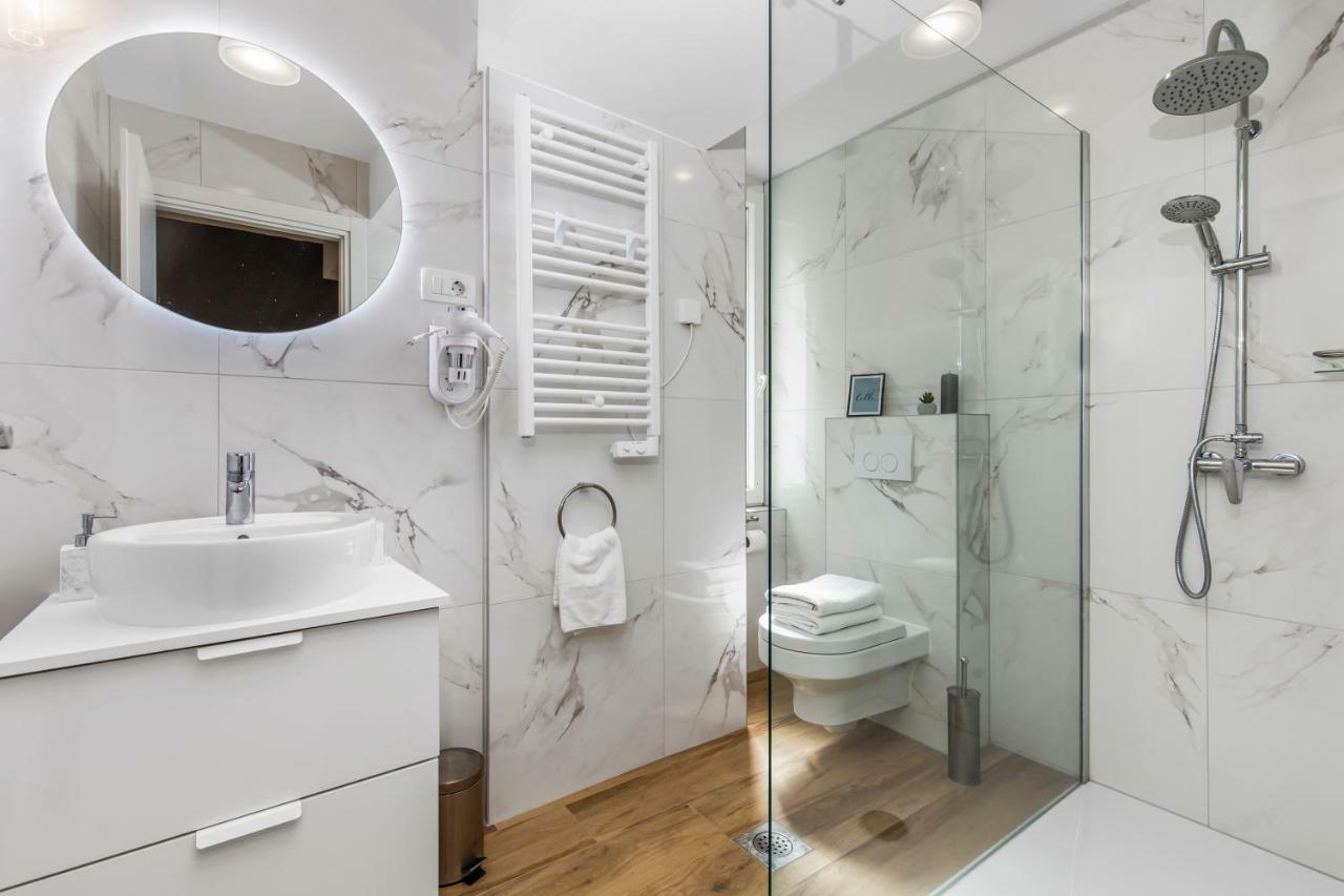Incenter Apartments リエカ エクステリア 写真